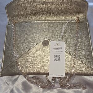 Urban Expressions Gold Chain Clutch